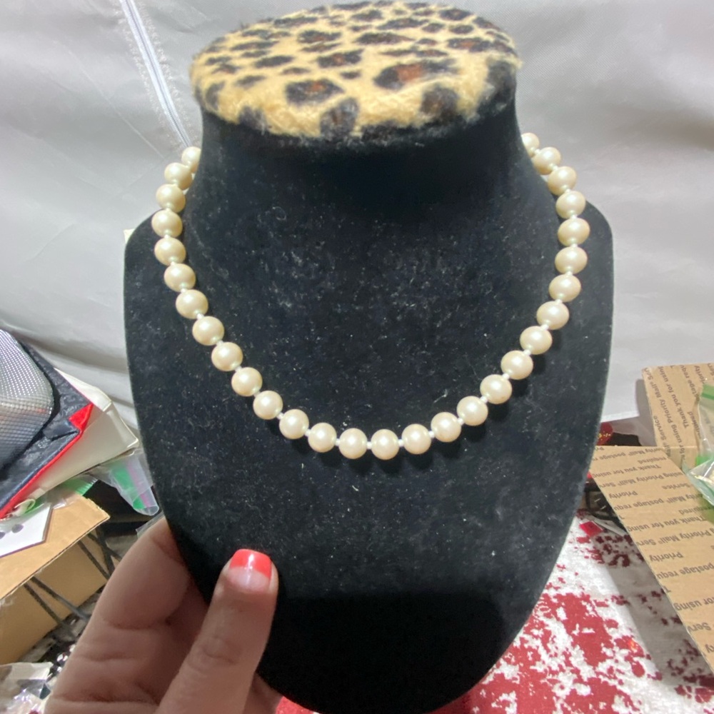 Vintage Faux Pearl Necklace, Silver Tone Magnetic Clasp